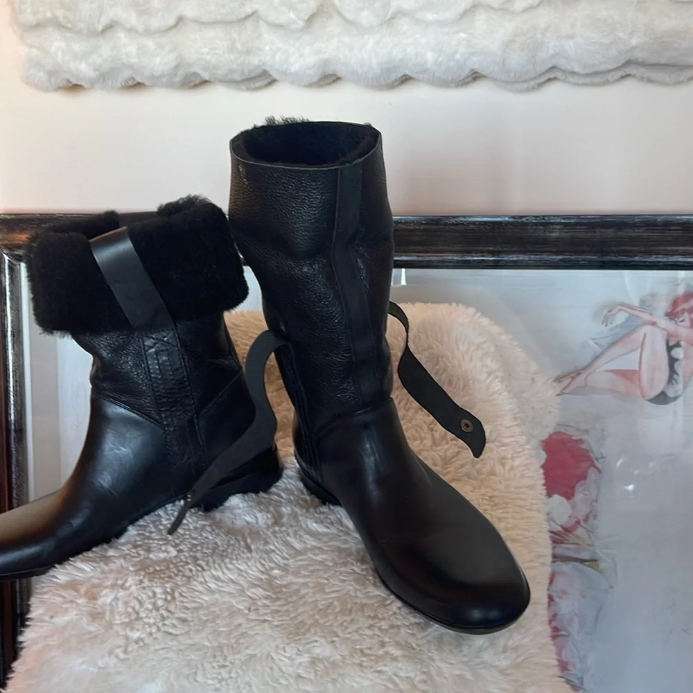 Kenneth Cole New York  black genuine leather and shearling above the ankles